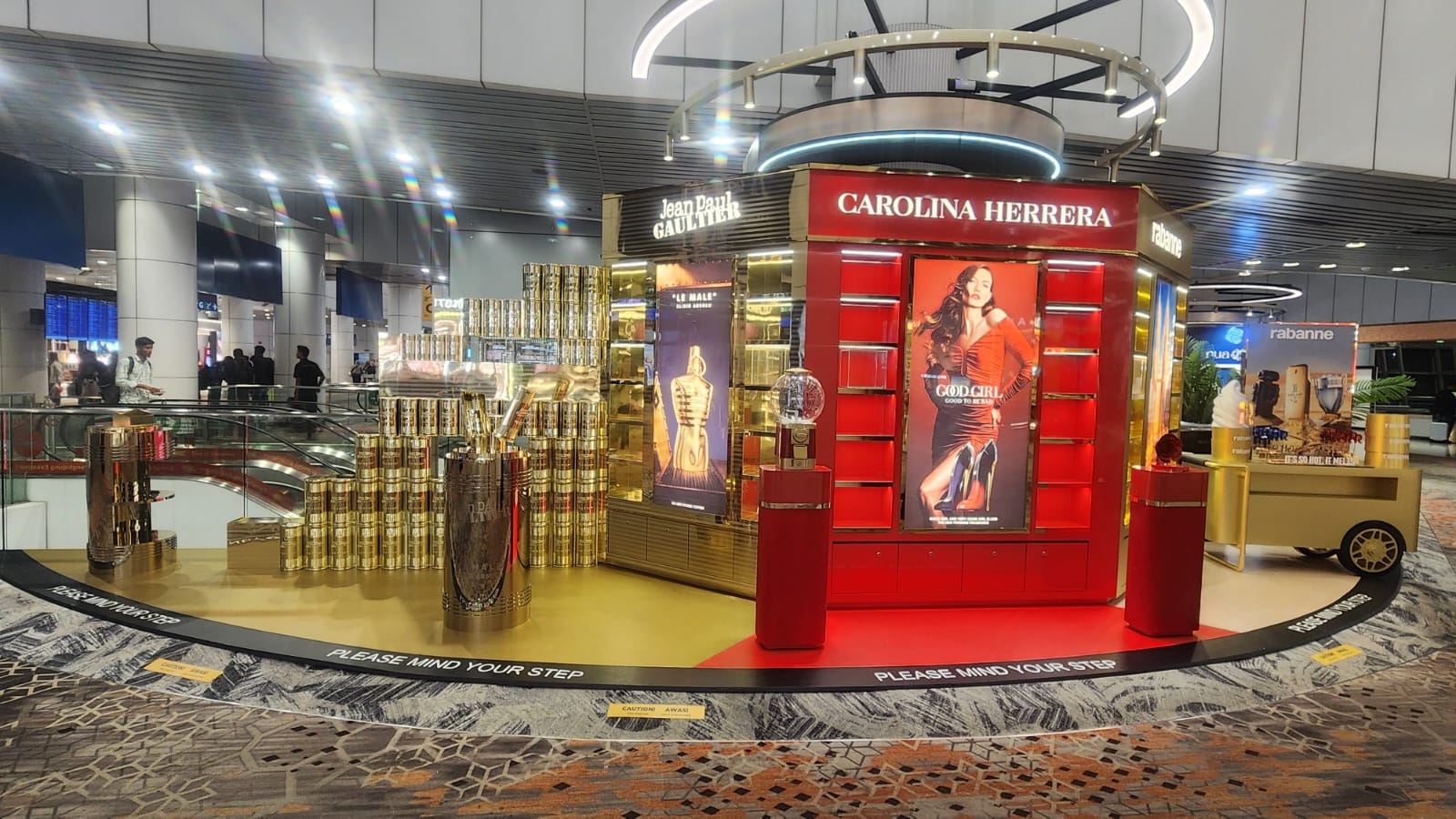 Rabanne retail lightbox installation in Kuala Lumpur